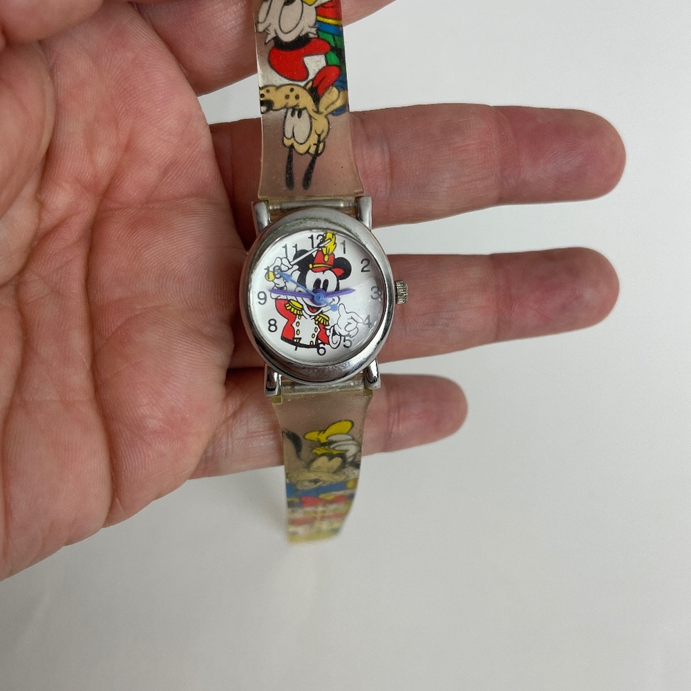 Disney Mickey Mouse Marching Band Uniform Vintage Watch